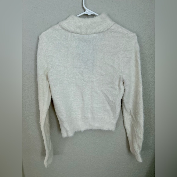No Boundaries Cream Fuzzy Zip-Up Sweater Size 7 Juniors | Soft Cozy Mock Neck - Picture 3 of 3